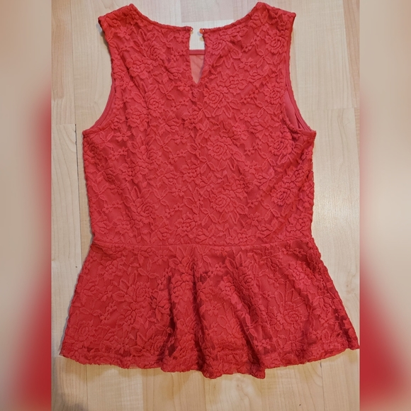 Suzy Shier Peplum Top - Picture 3 of 3